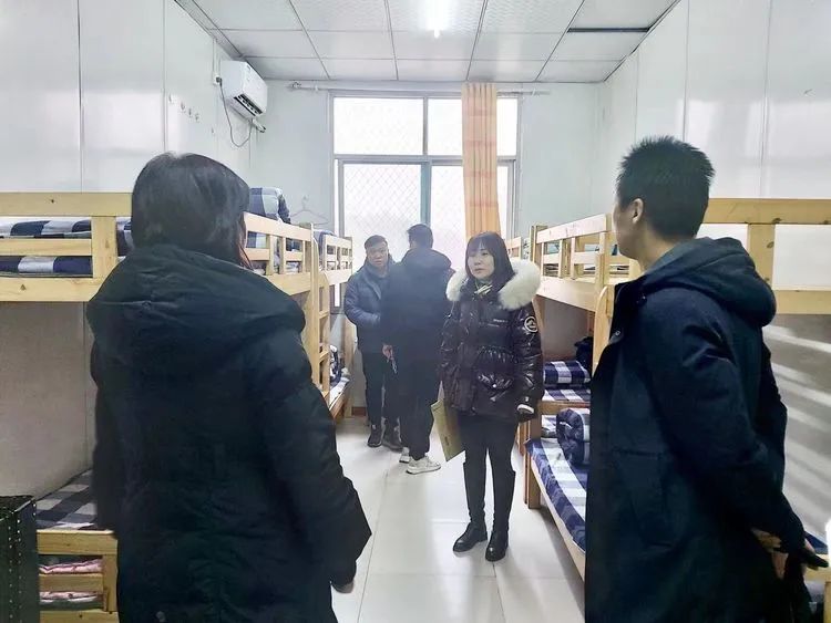 1647939572875640.jpg 3.jpg